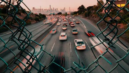 星空体育官方平台-英超冠军争夺：悬念激烈，精彩纷呈！，英超冠军分析